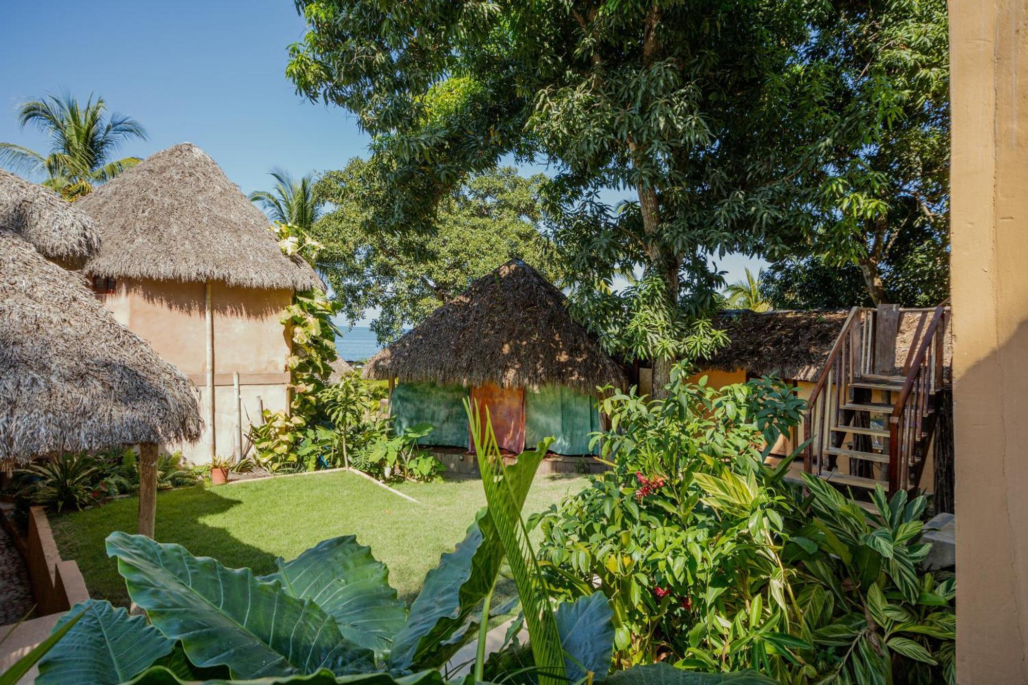 Amaca Beach Hotel - Eco Resort Quiimixto Quimixto 외부 사진